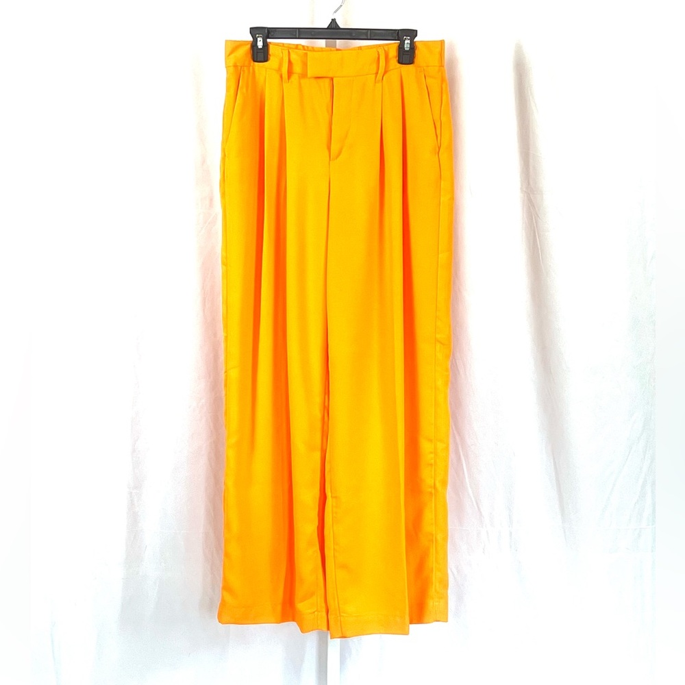 A New Day orange slacks, Wide Leg, Pleated 10 386